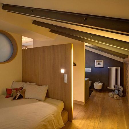 Sui Tetti Di Bologna Apartment Luaran gambar